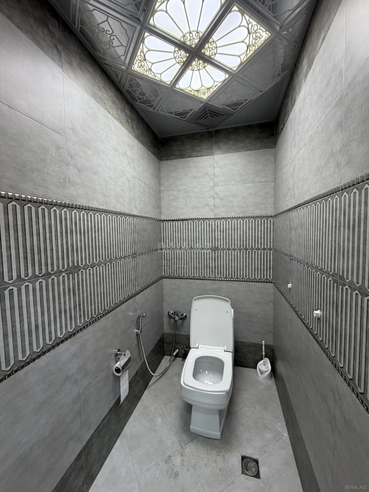 Kirayə verilir 3 otaqlı mənzil 115 m²