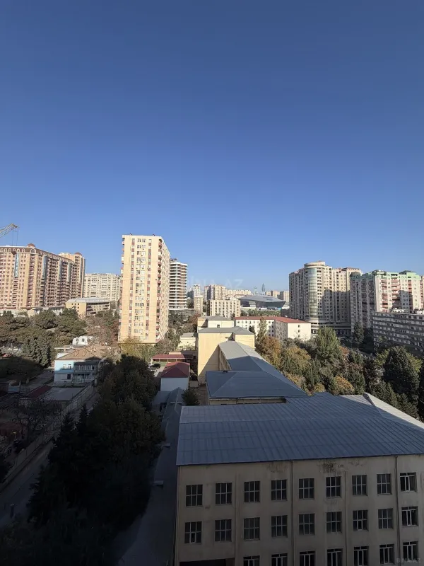 Kirayə verilir 3 otaqlı mənzil 115 m²