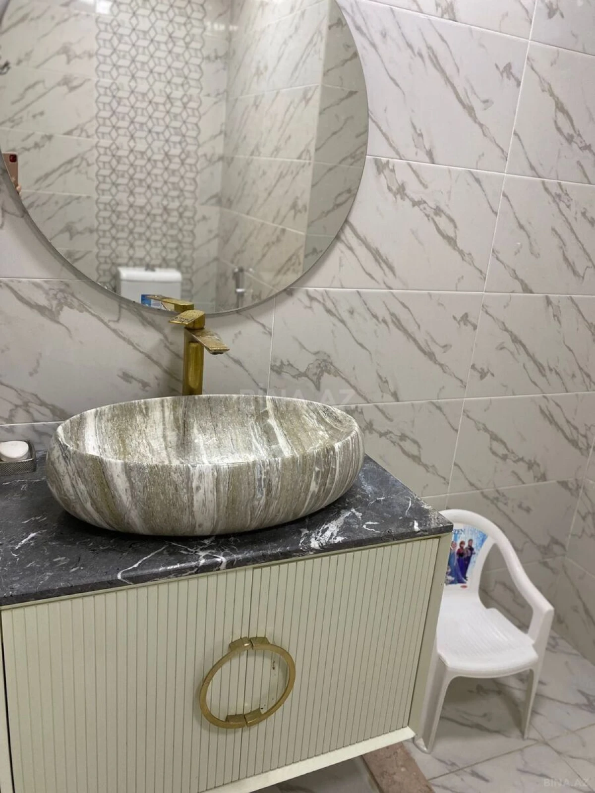 Kirayə verilir 1 otaqlı mənzil 50 m²