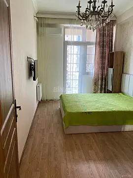 Kirayə verilir 1 otaqlı mənzil 50 m²