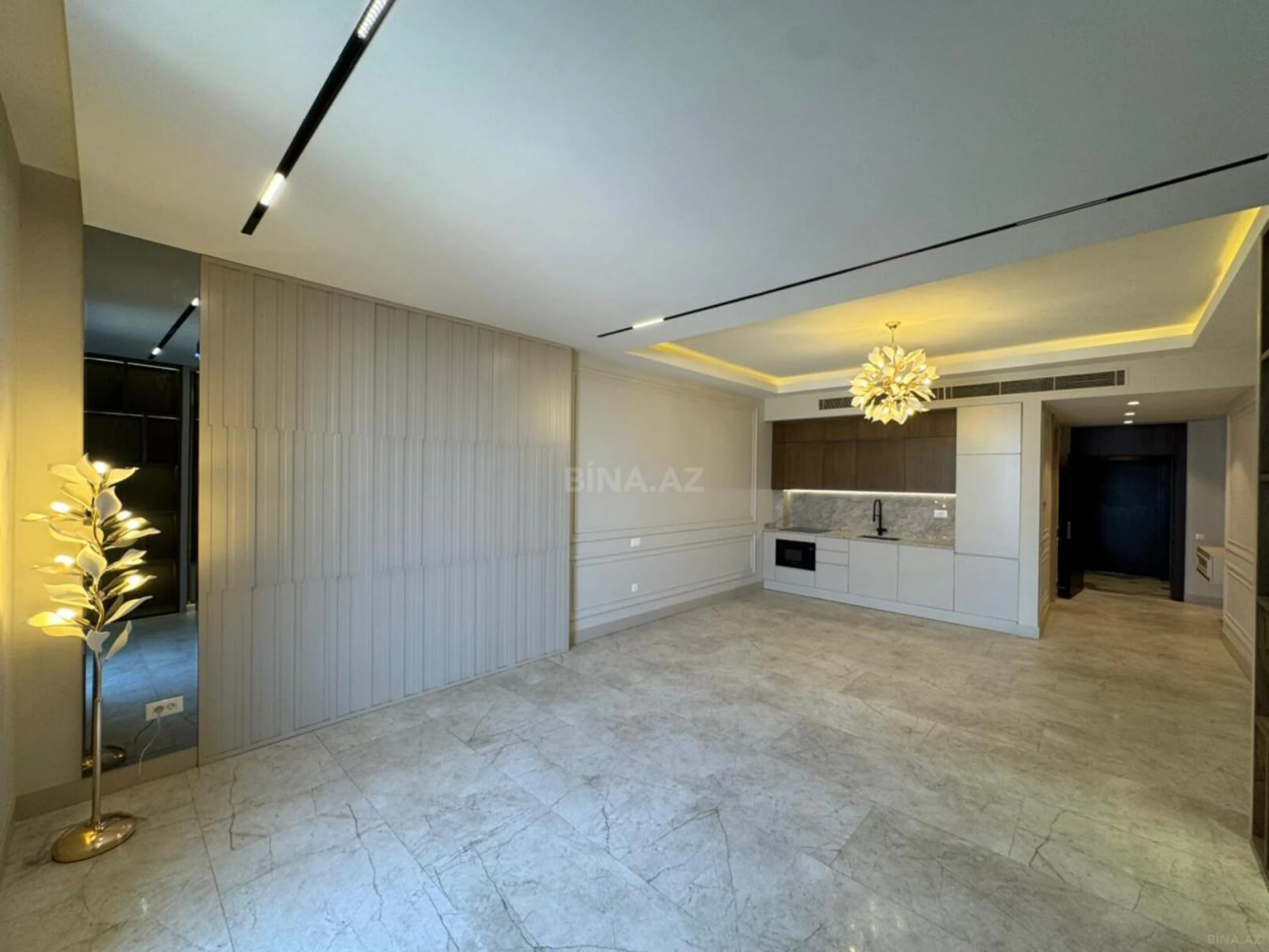 Satılır 2 otaqlı mənzil 117.5 m²
