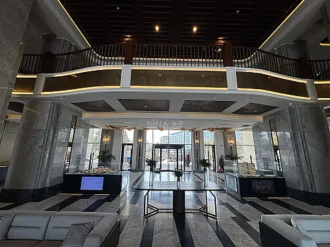 Satılır 2 otaqlı mənzil 117.5 m²