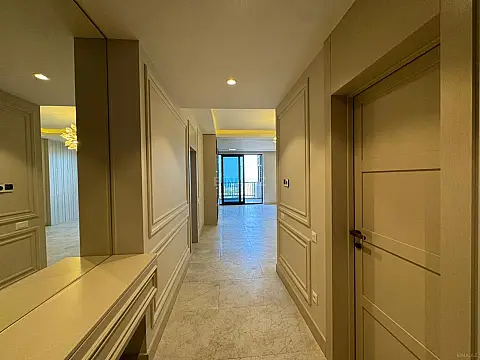 Satılır 2 otaqlı mənzil 117.5 m²