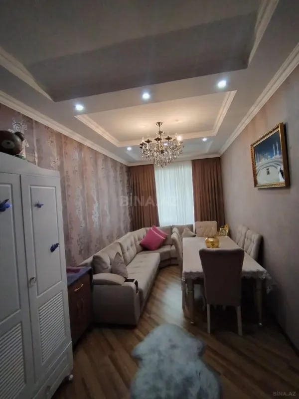 Satılır 3 otaqlı mənzil 83 m²