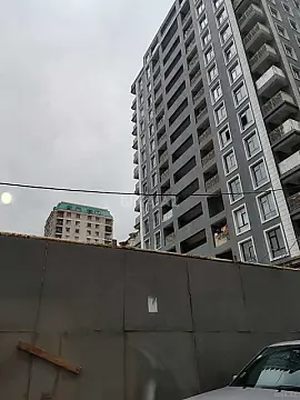 Satılır 2 otaqlı mənzil 43 m²