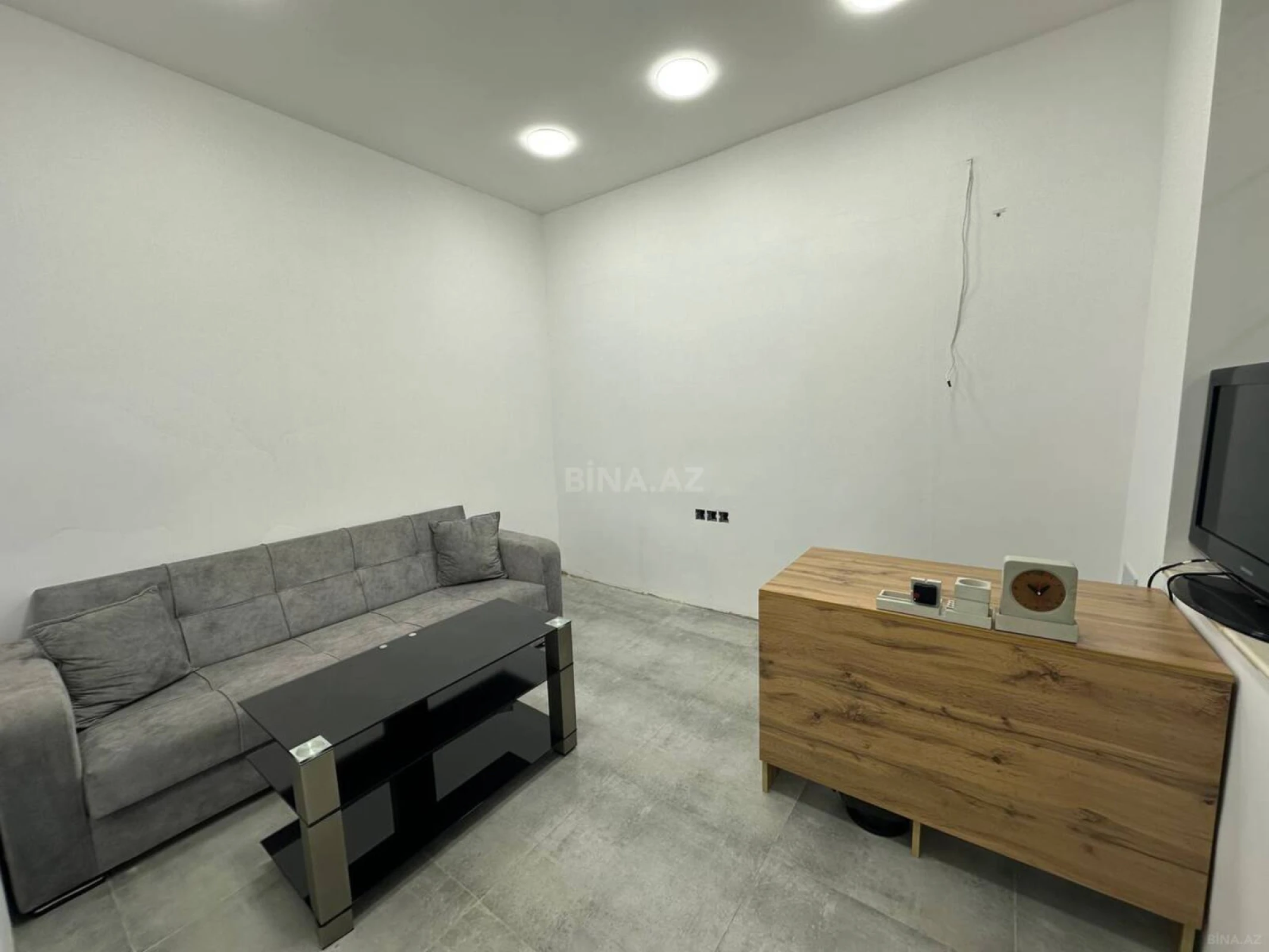 Satılır 6 otaqlı həyət evi 400 m²