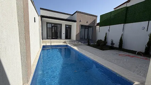 Satılır 4 otaqlı həyət evi 130 m²