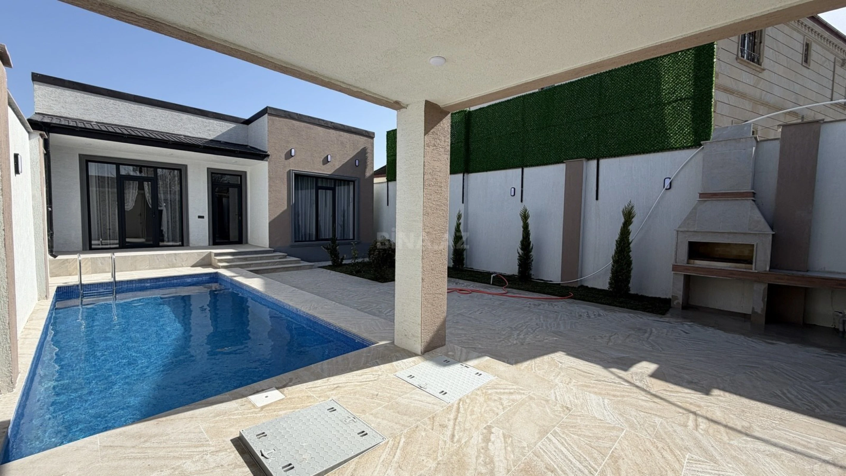 Satılır 4 otaqlı həyət evi 130 m²