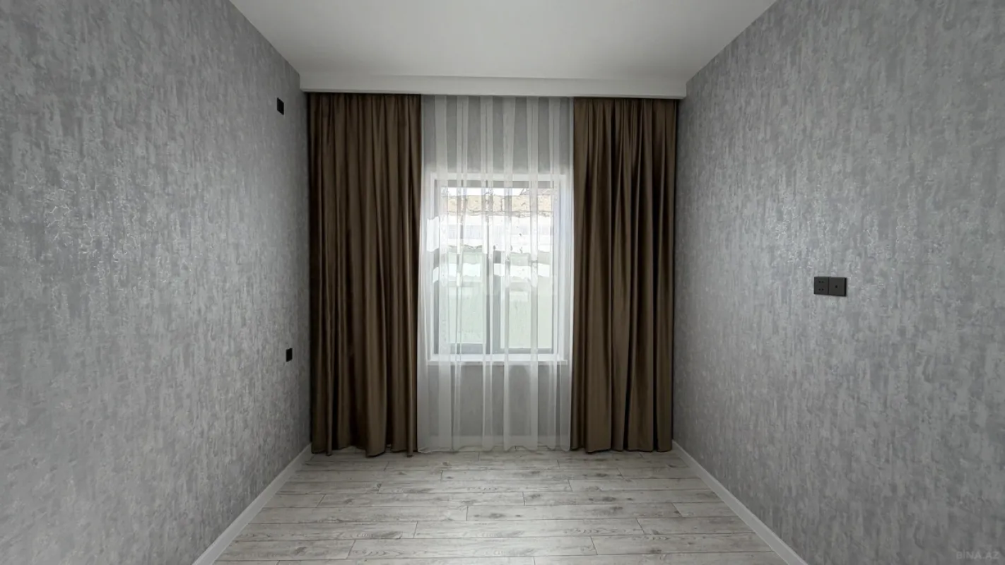 Satılır 4 otaqlı həyət evi 130 m²