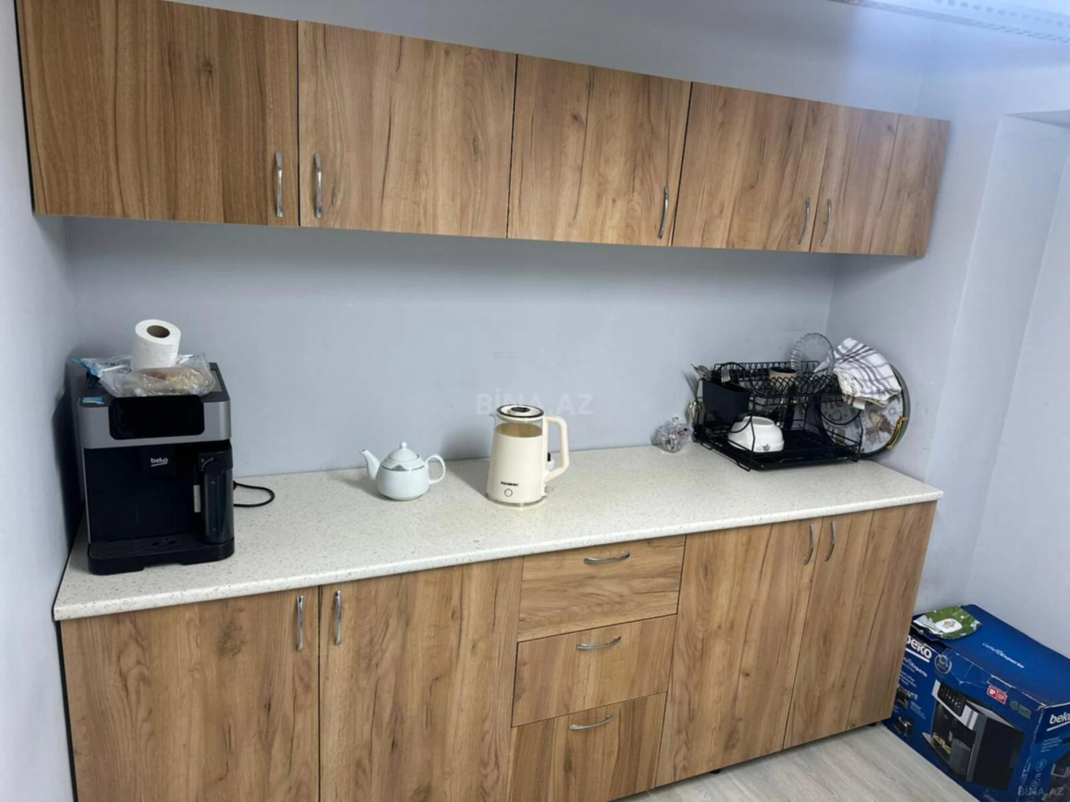 Kirayə verilir obyekt 306 m²