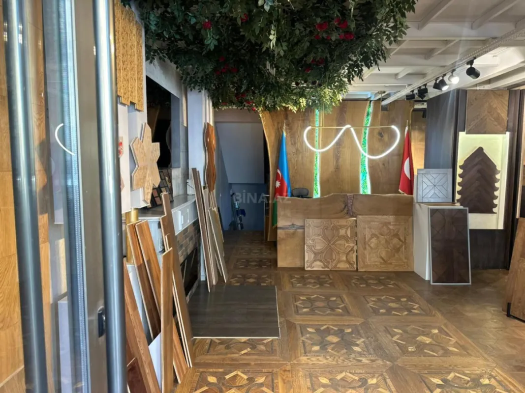 Kirayə verilir obyekt 306 m²