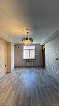 Satılır 2 otaqlı mənzil 42 m²