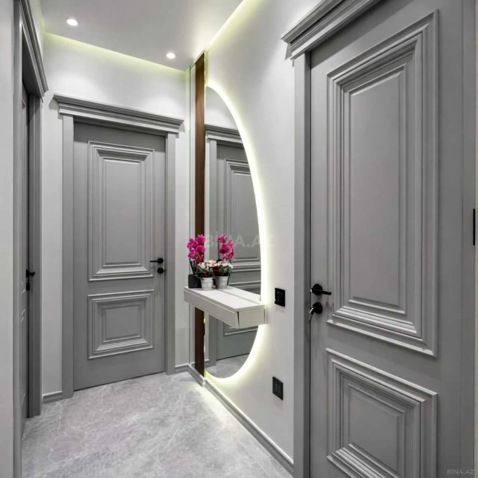 Satılır 2 otaqlı mənzil 68 m²