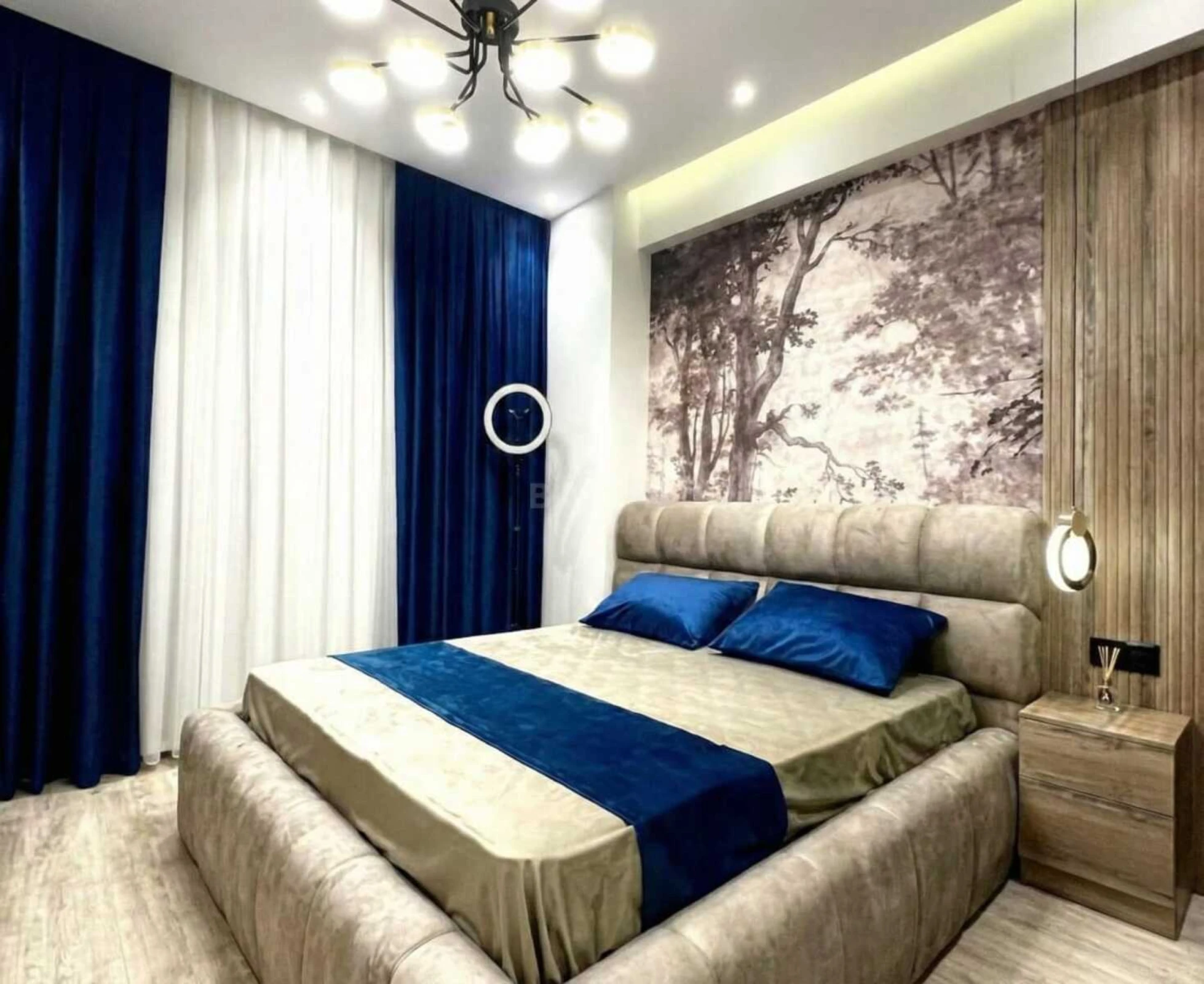 Satılır 2 otaqlı mənzil 68 m²