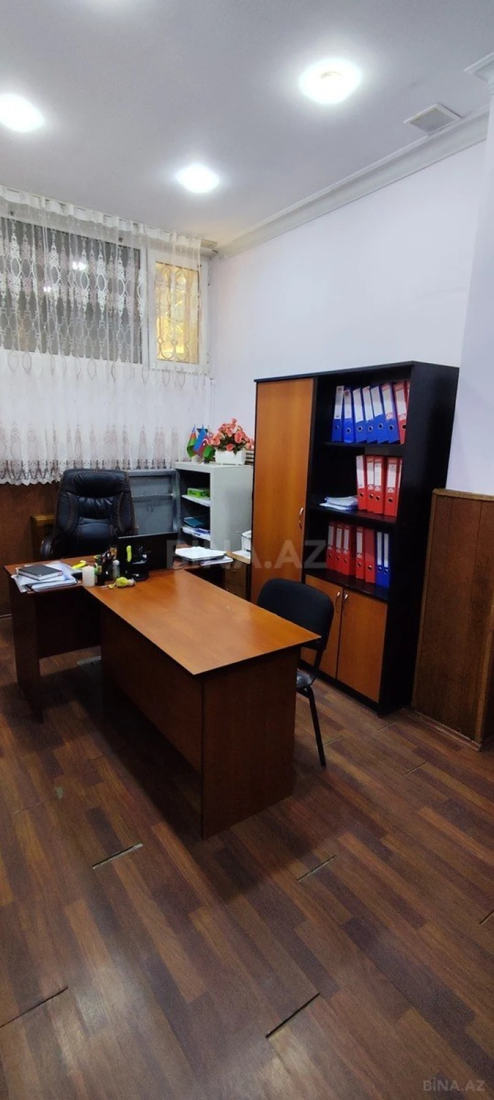 Kirayə verilir 5 otaqlı mənzil 150 m²