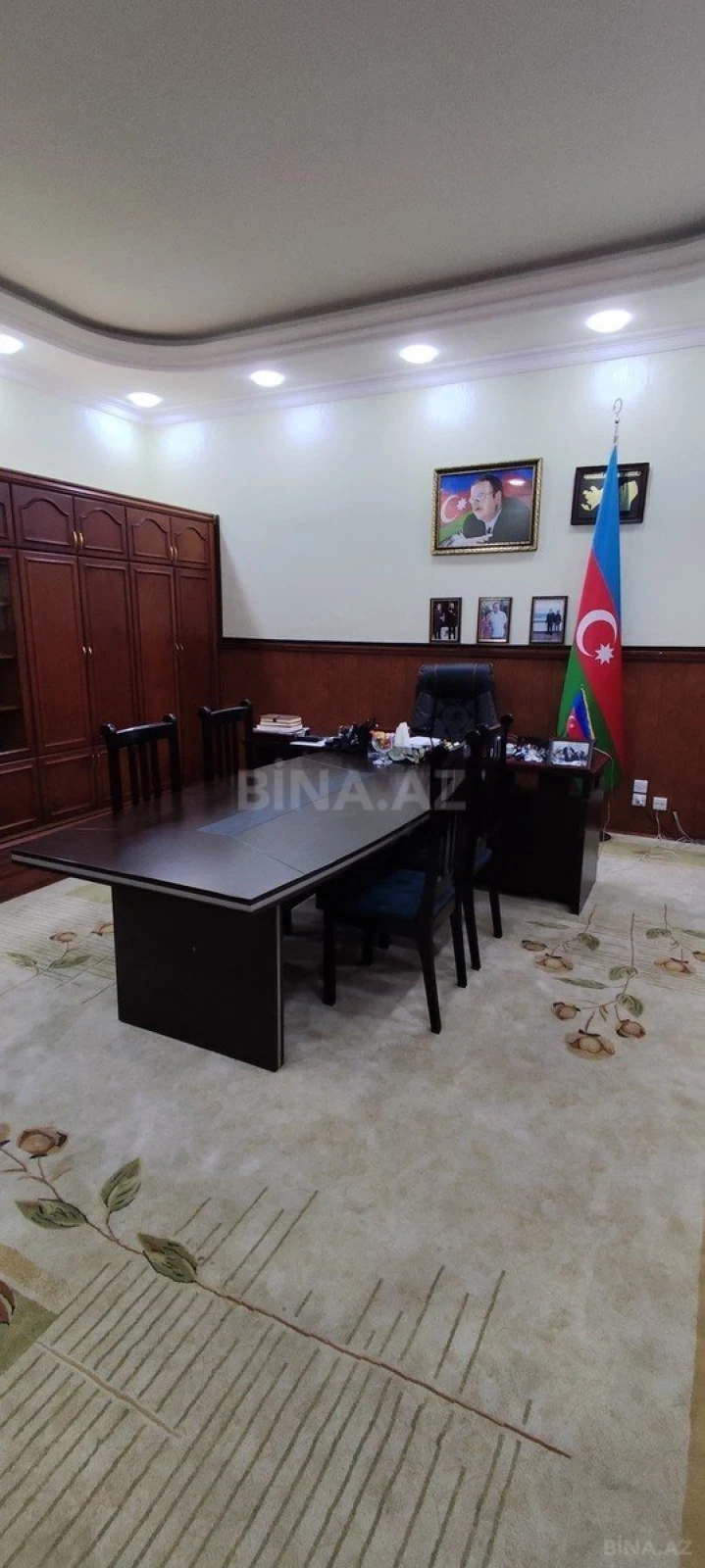 Kirayə verilir 5 otaqlı mənzil 150 m²