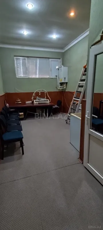 Kirayə verilir 5 otaqlı mənzil 150 m²