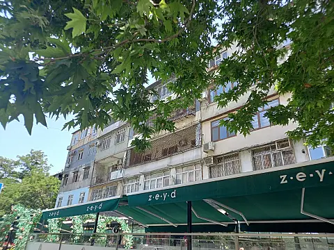 Kirayə verilir 5 otaqlı mənzil 150 m² — Bakı, Nərimanov 5 otaq 150.00 m²