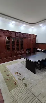 Kirayə verilir 5 otaqlı mənzil 150 m²