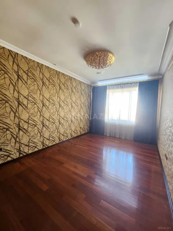 Kirayə verilir 6 otaqlı həyət evi 450 m²