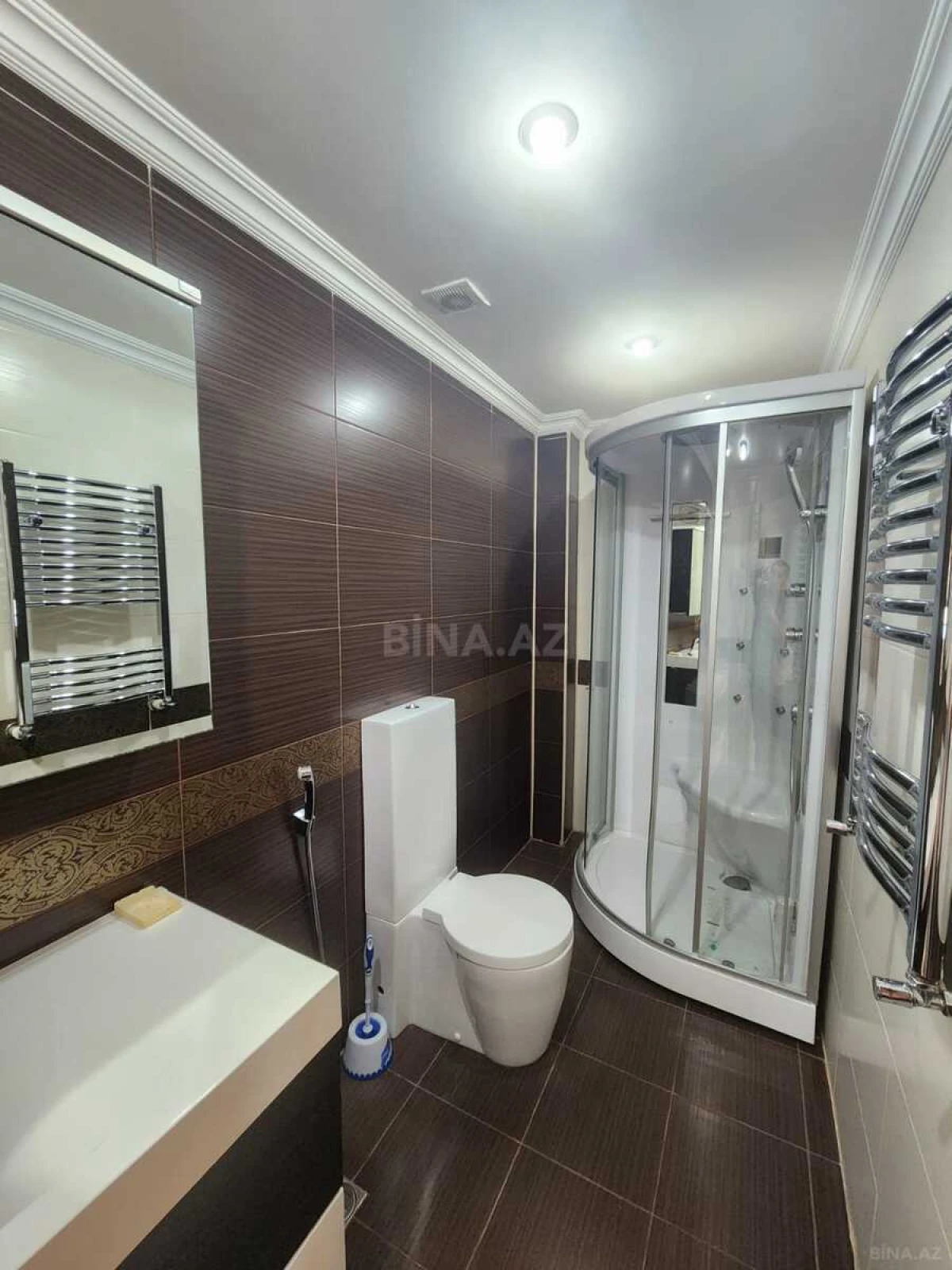 Kirayə verilir 6 otaqlı həyət evi 450 m²