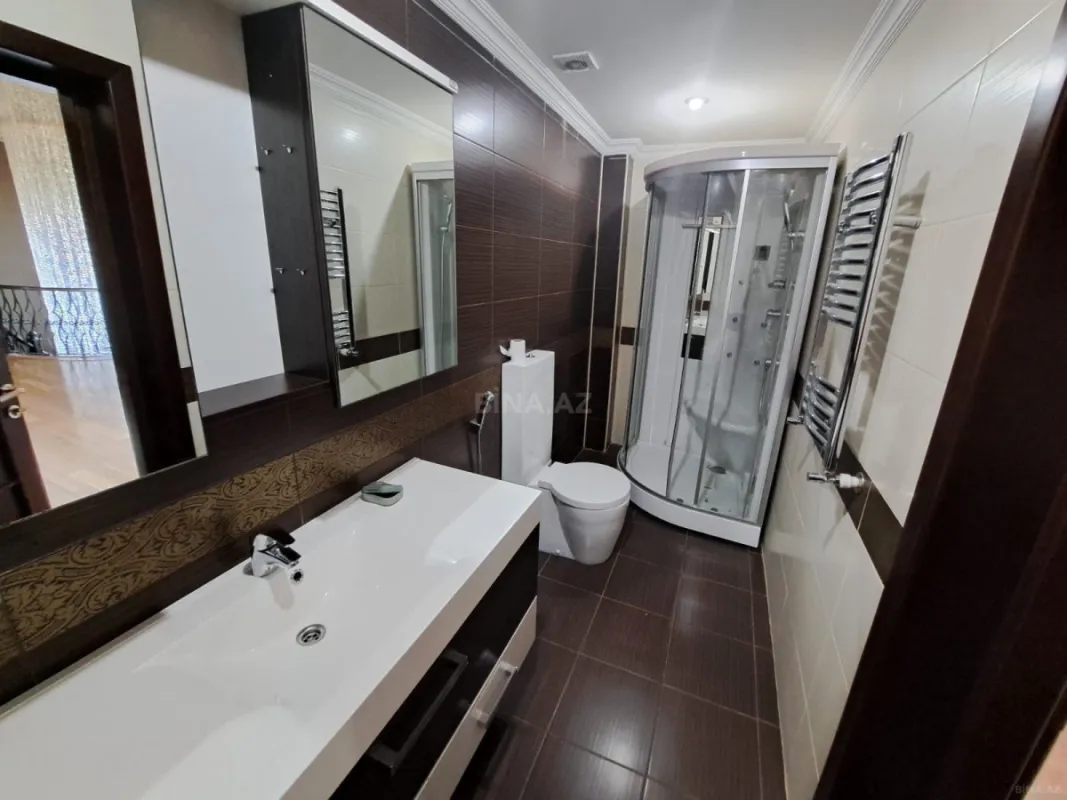 Kirayə verilir 6 otaqlı həyət evi 450 m²