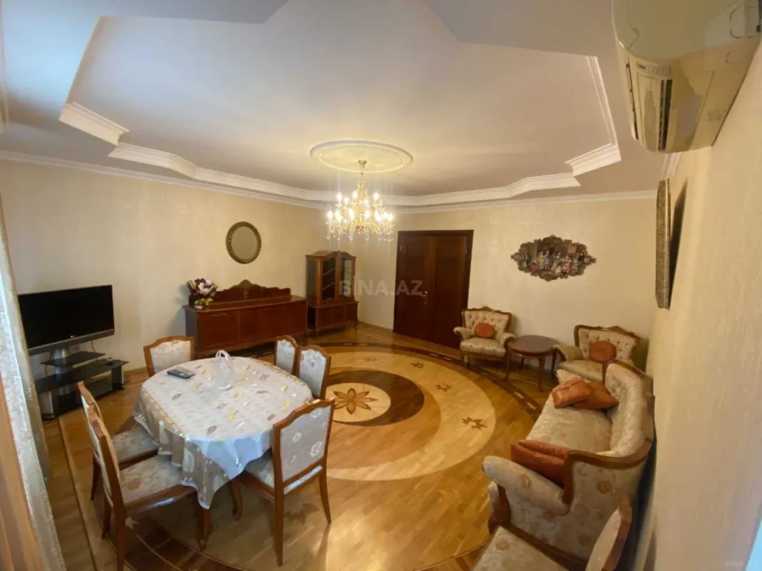 Kirayə verilir 3 otaqlı mənzil 155 m²