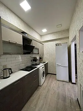 Satılır 2 otaqlı mənzil 66 m²