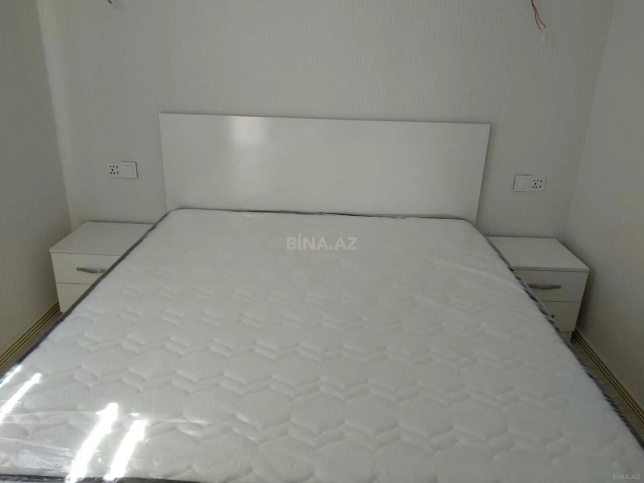 Kirayə verilir 3 otaqlı mənzil 95 m²