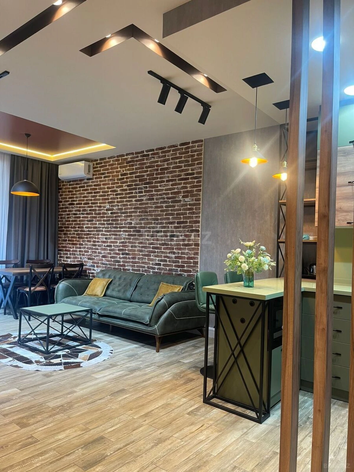 Kirayə verilir 2 otaqlı mənzil 55 m²