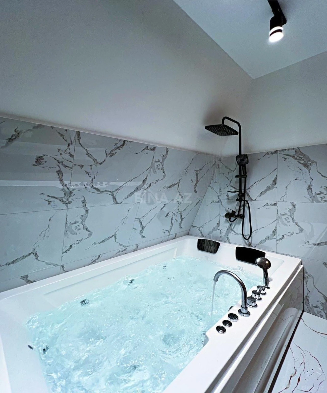 Kirayə verilir 4 otaqlı həyət evi 100 m²