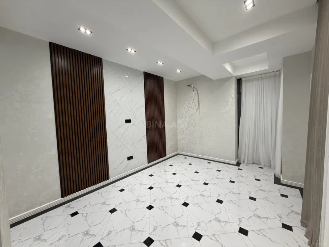 Satılır 2 otaqlı mənzil 87 m²