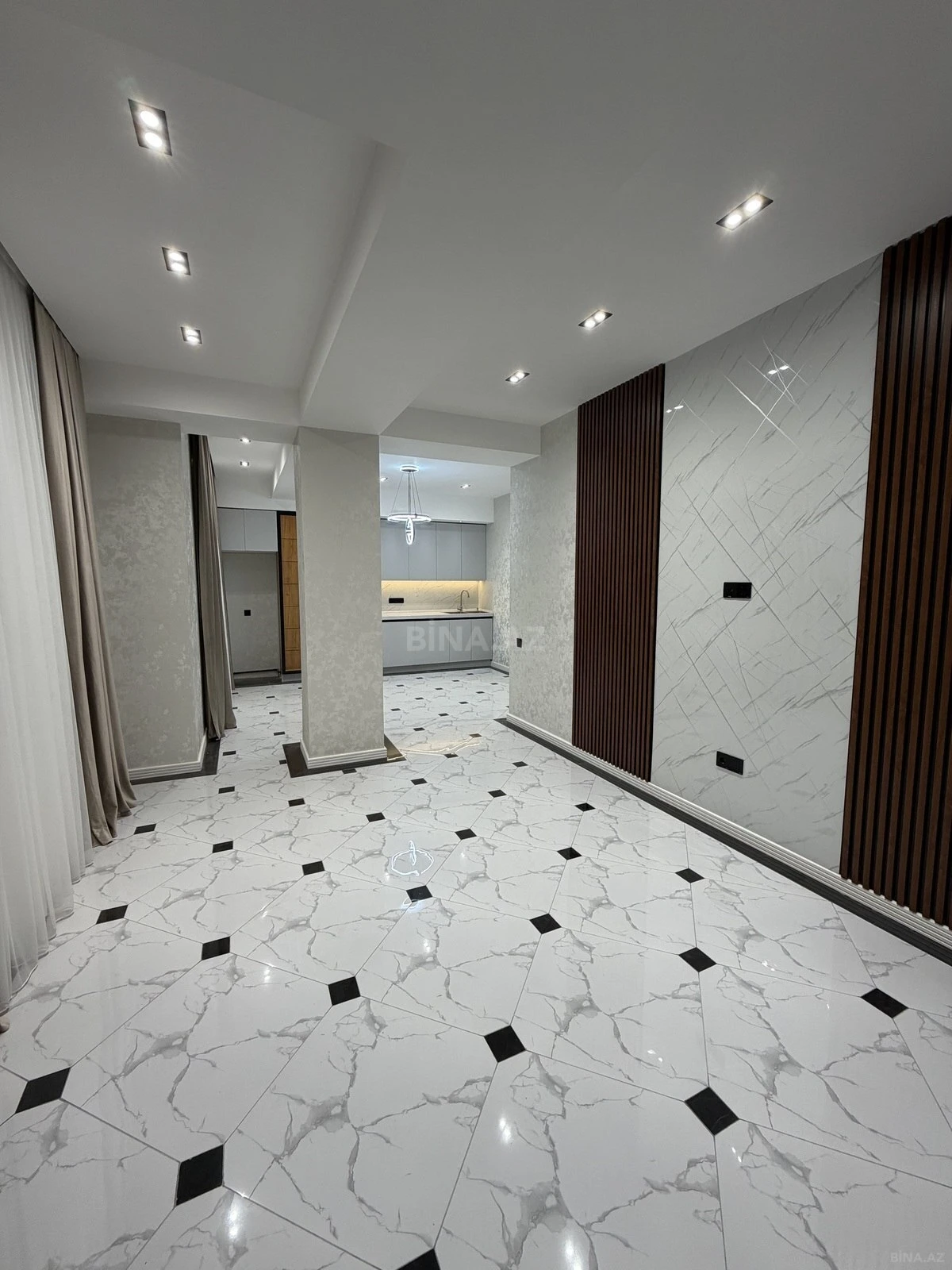 Satılır 2 otaqlı mənzil 87 m²