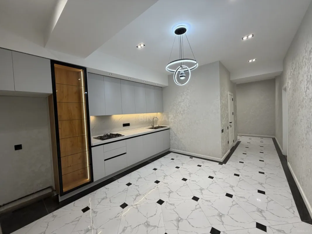 Satılır 2 otaqlı mənzil 87 m²