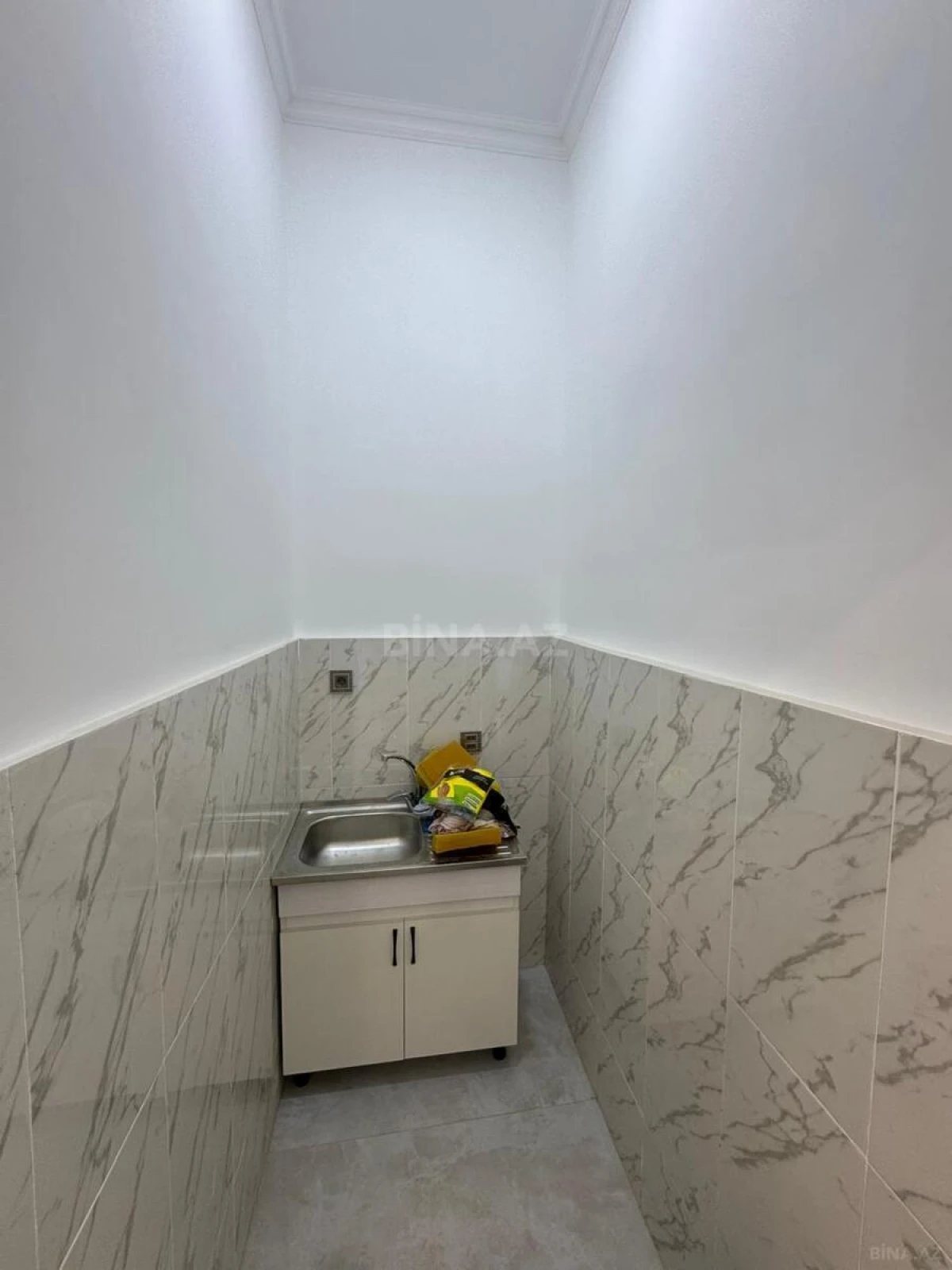 Kirayə verilir obyekt 127 m²