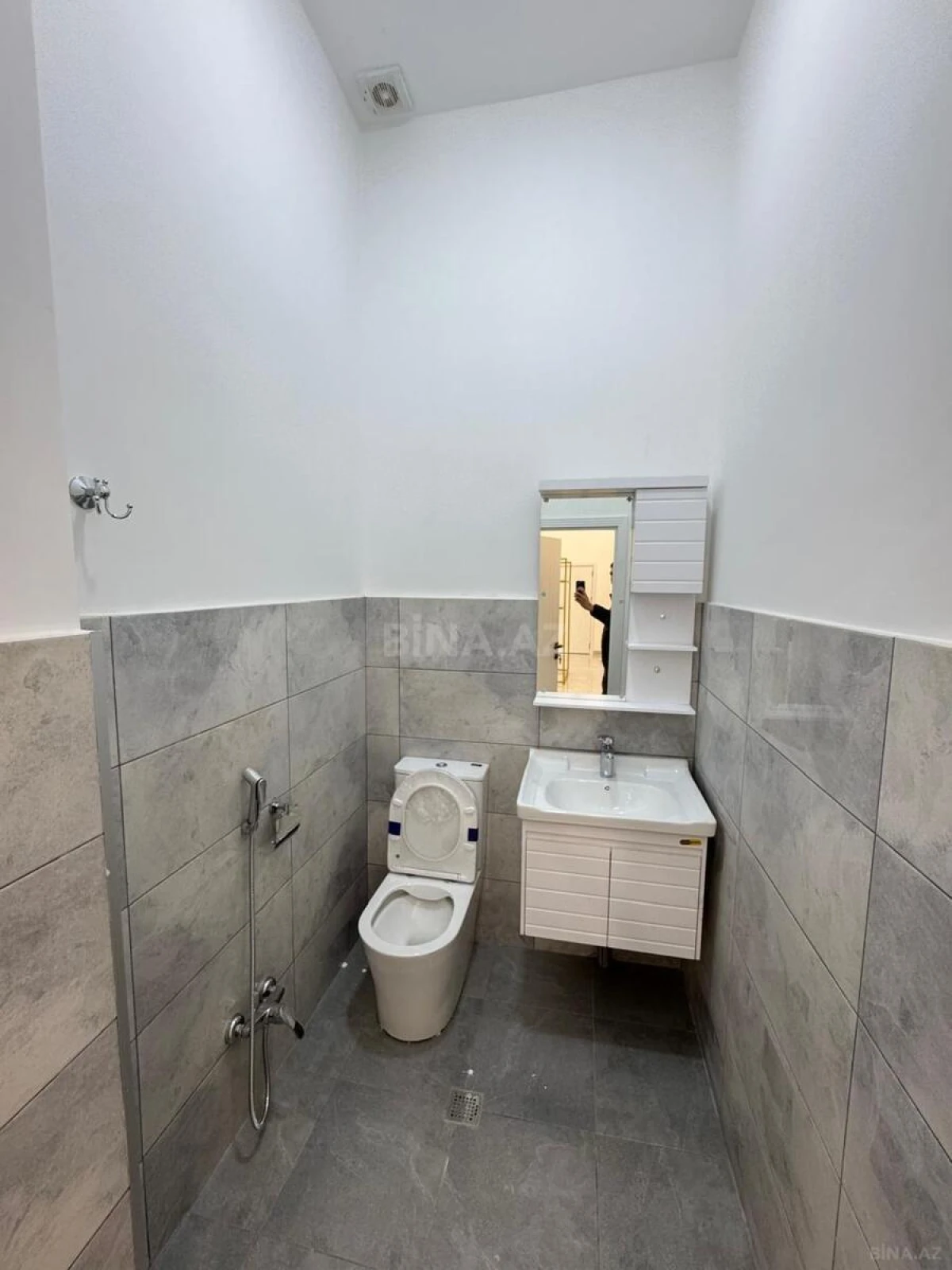 Kirayə verilir obyekt 127 m²