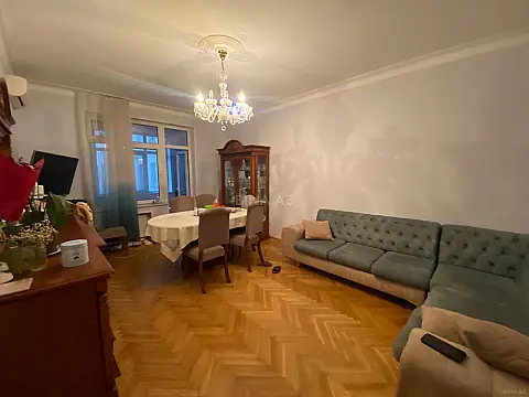 Satılır 3 otaqlı mənzil 80 m² — Bakı, Xətai m/s yanı 3 otaq 80.00 m²