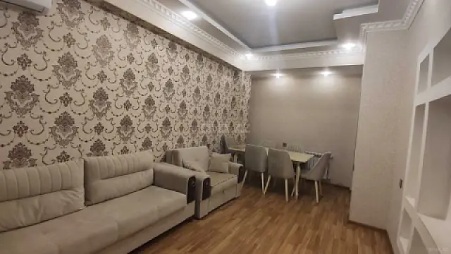 Kirayə verilir 2 otaqlı mənzil 55 m²