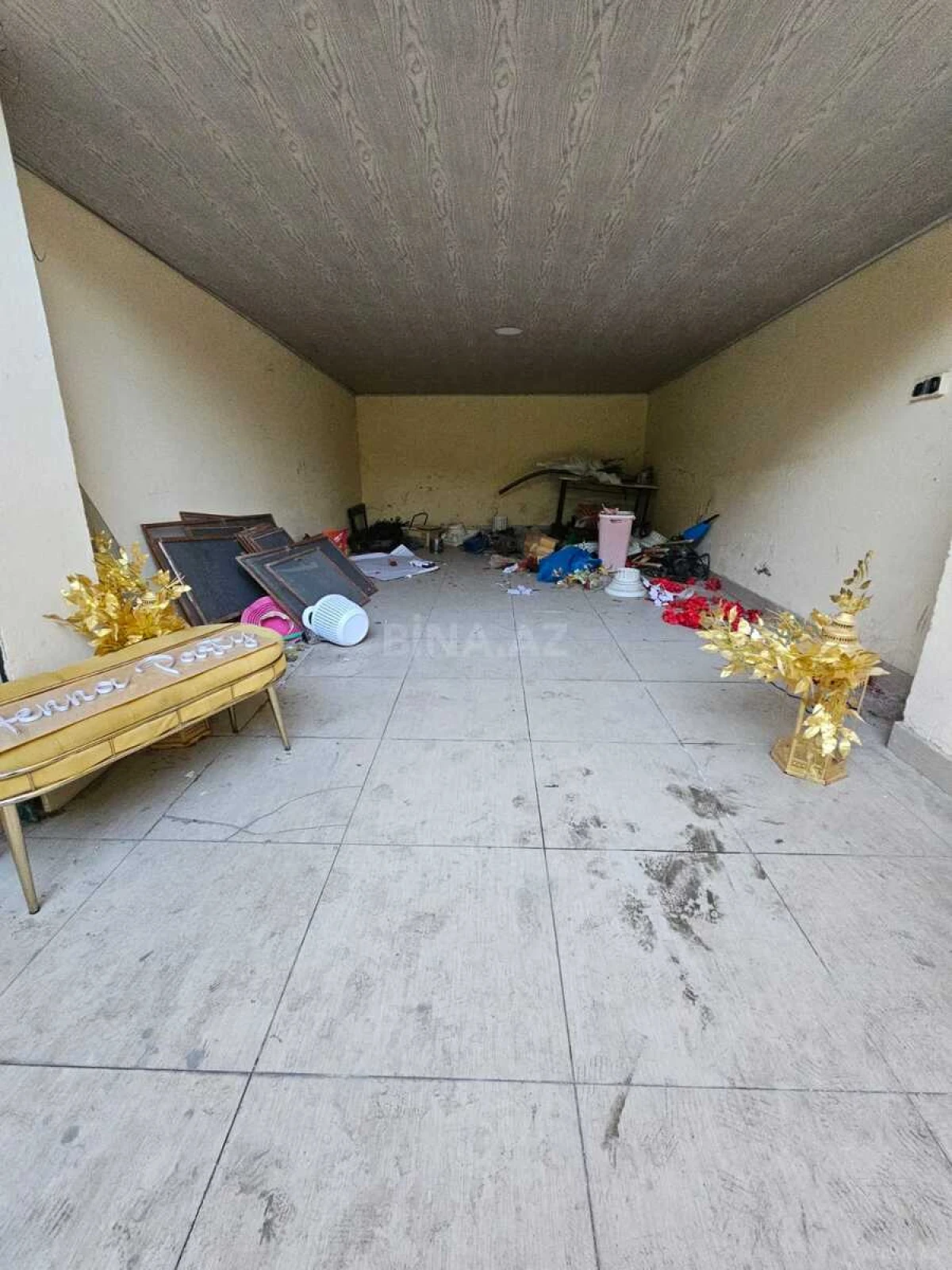 Satılır 6 otaqlı həyət evi 355 m²