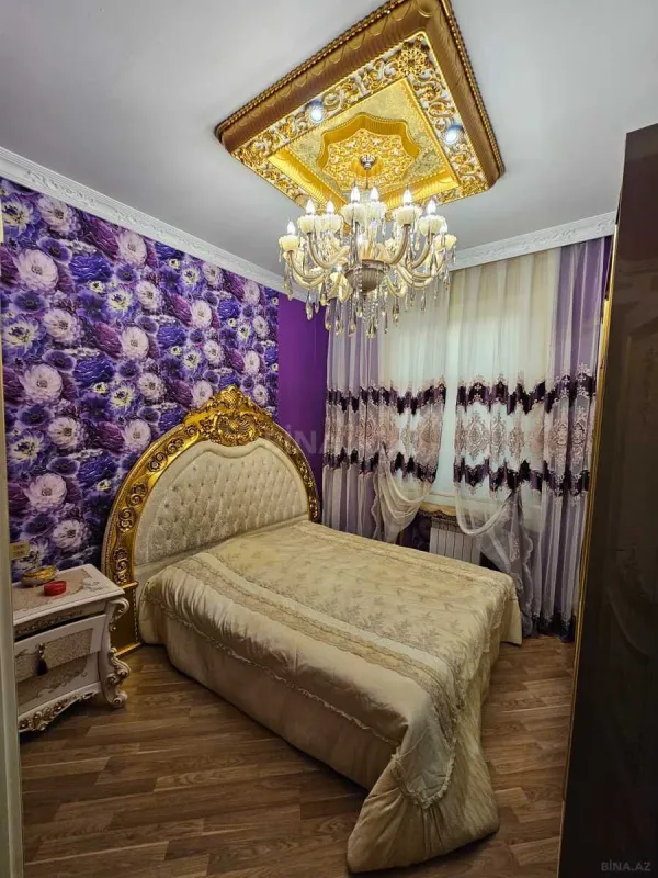 Satılır 6 otaqlı həyət evi 355 m²