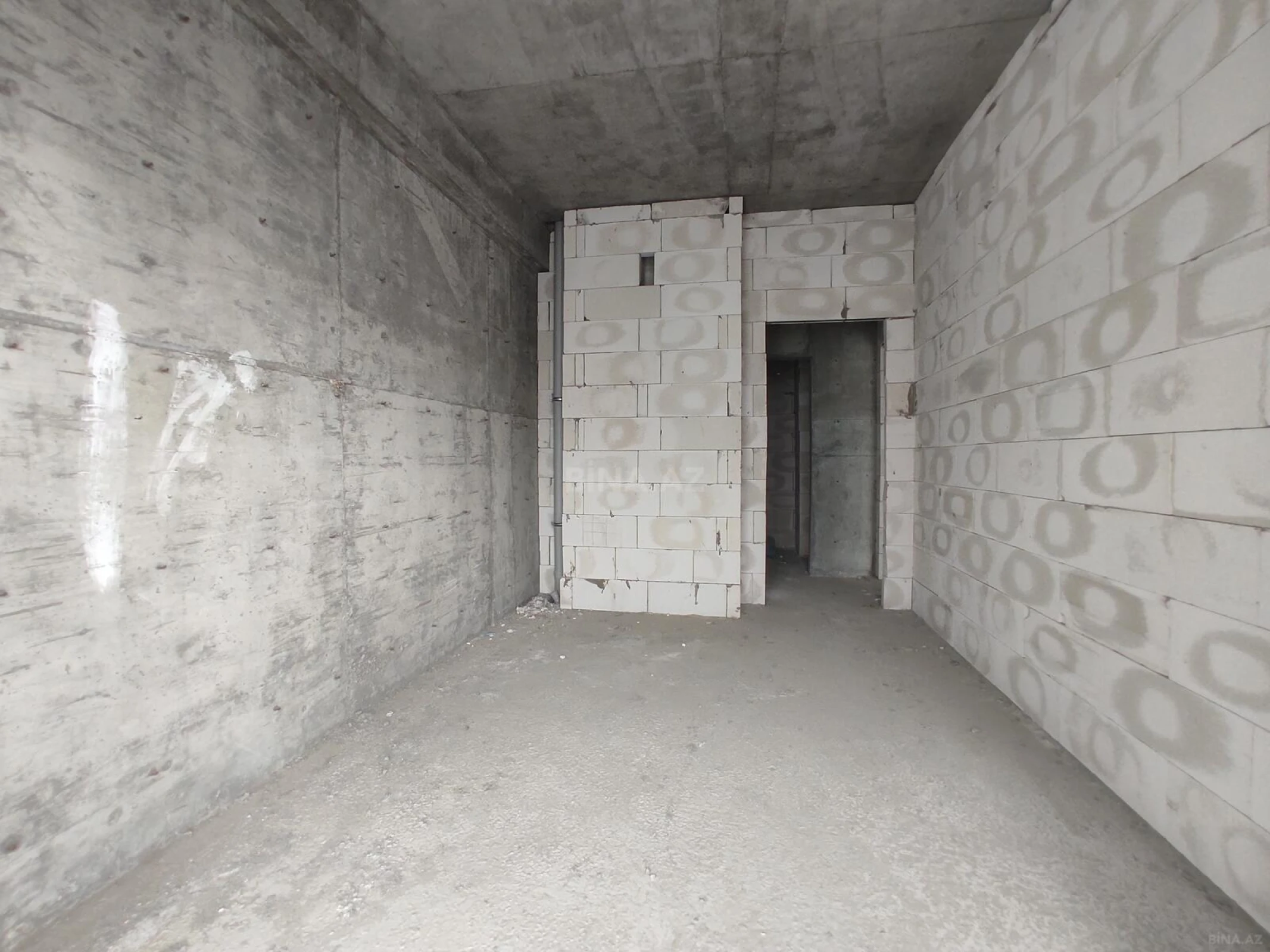 Satılır 3 otaqlı mənzil 86 m²