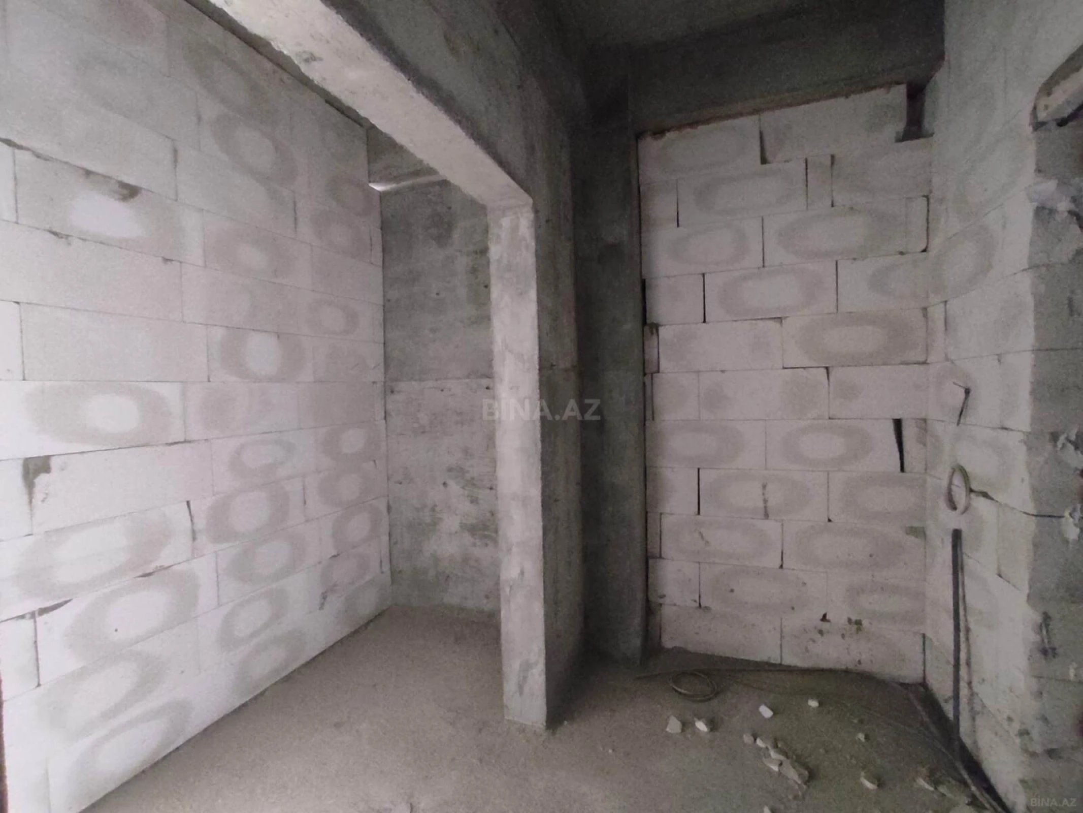 Satılır 3 otaqlı mənzil 86 m²