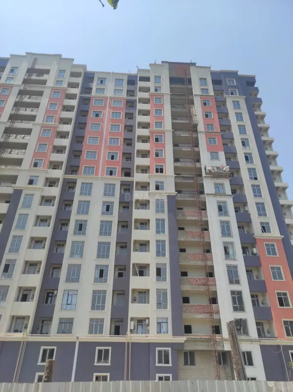 Satılır 3 otaqlı mənzil 86 m²