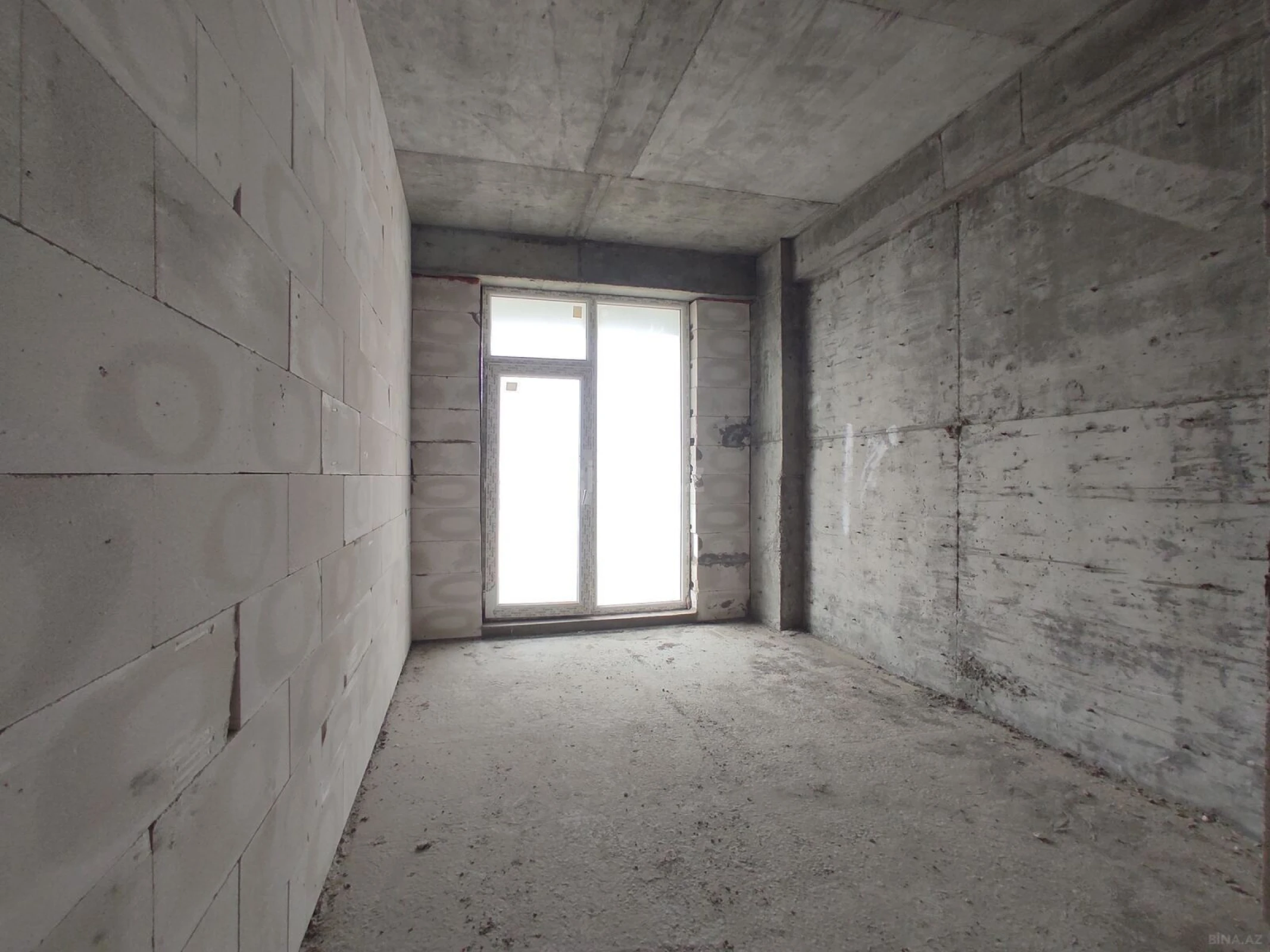 Satılır 3 otaqlı mənzil 86 m²