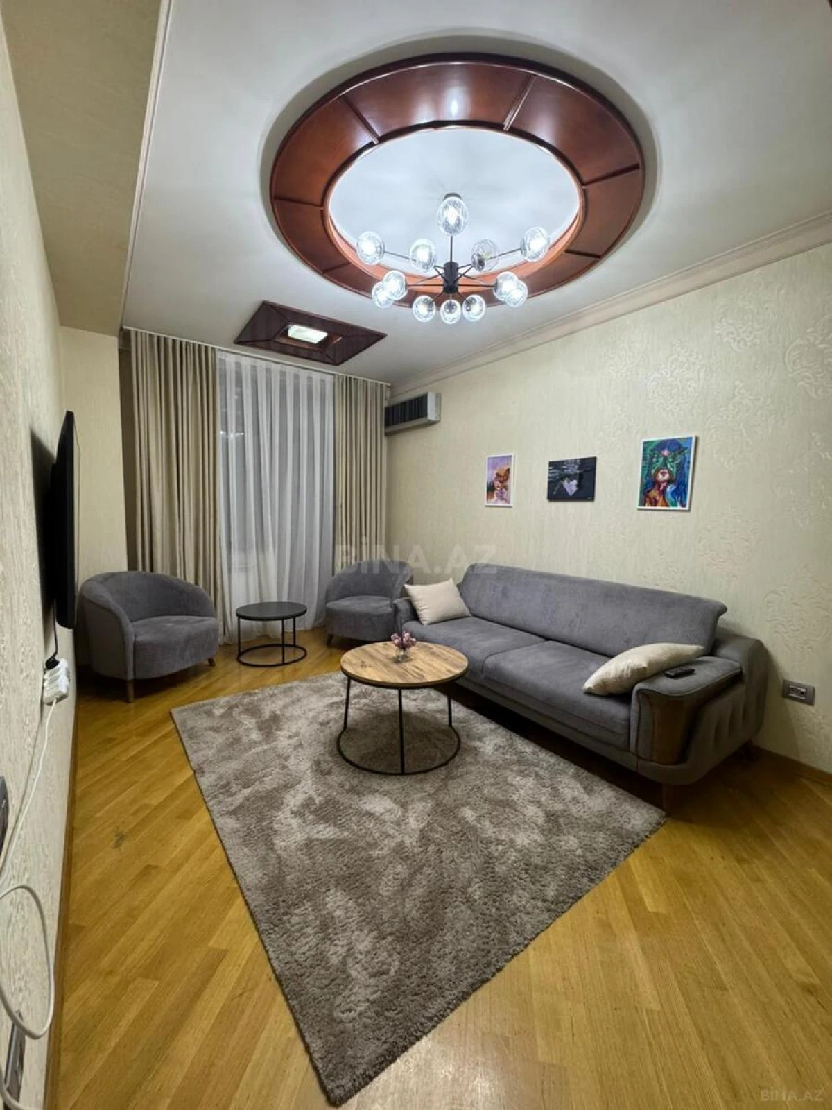 Kirayə verilir 3 otaqlı mənzil 122 m²
