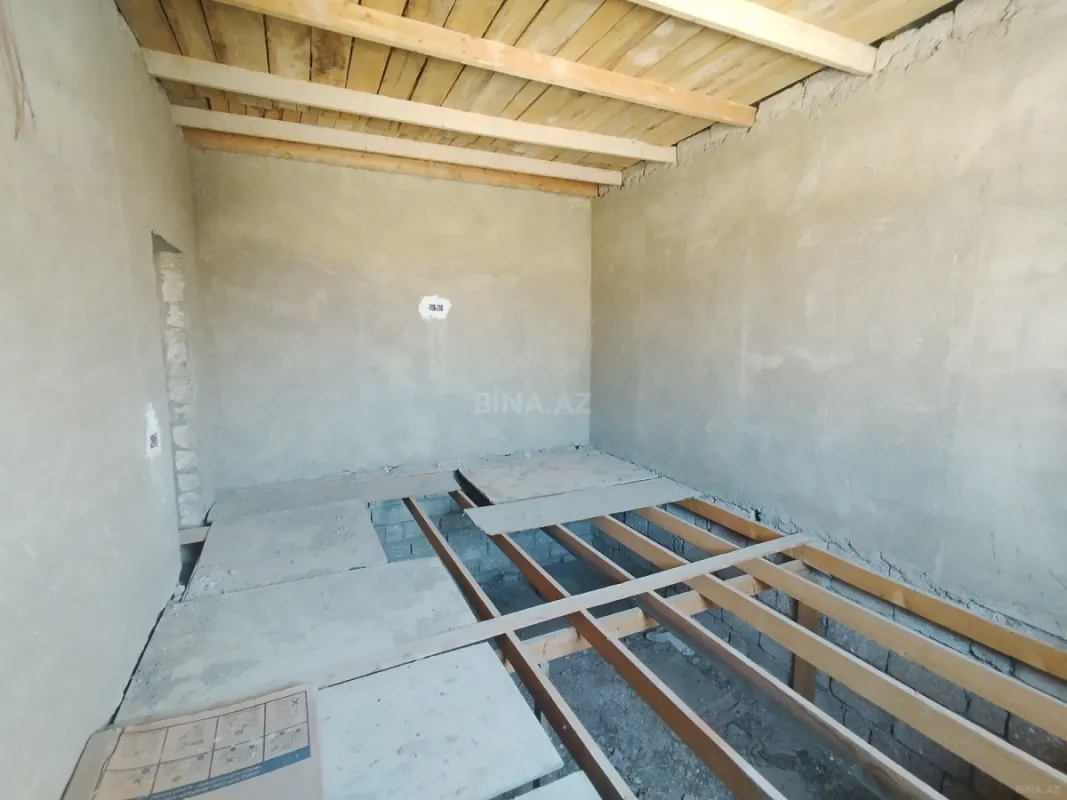 Satılır 4 otaqlı həyət evi 146 m²