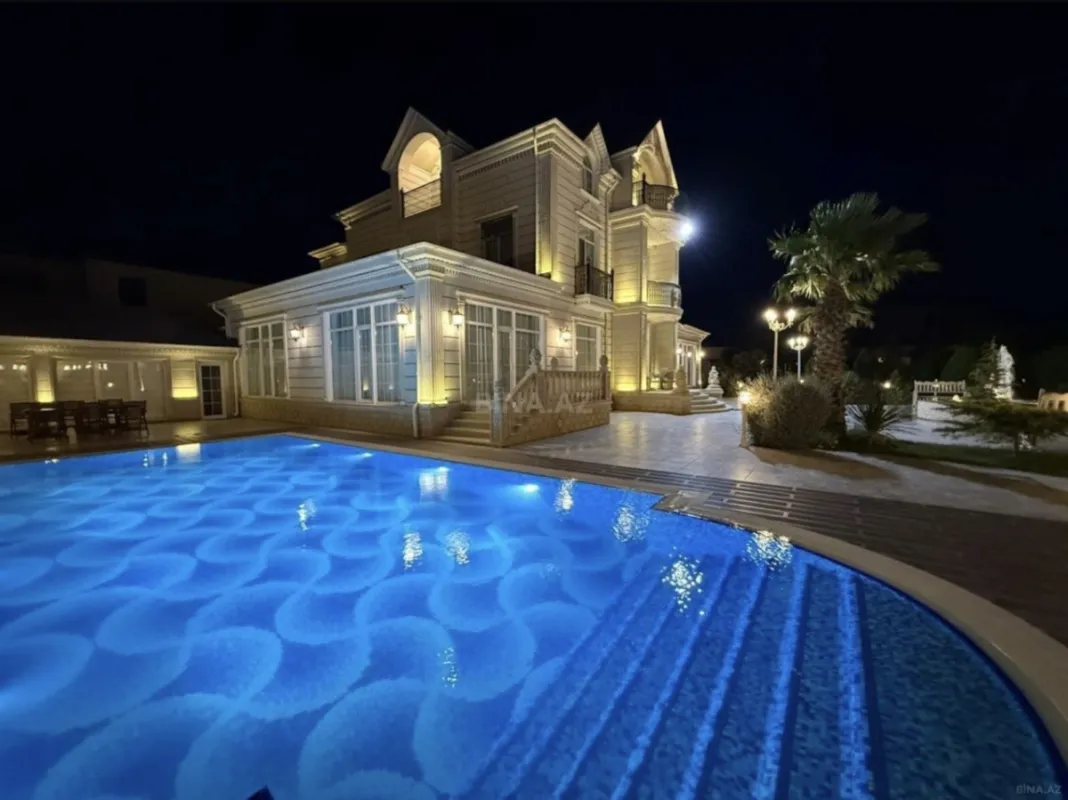 Kirayə verilir 5 otaqlı həyət evi 580 m²