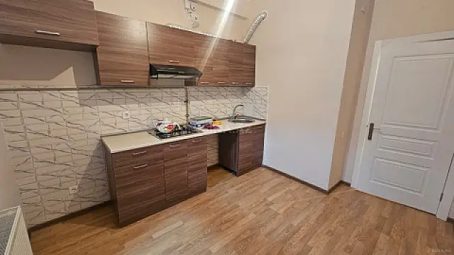 Kirayə verilir 3 otaqlı mənzil 80 m²