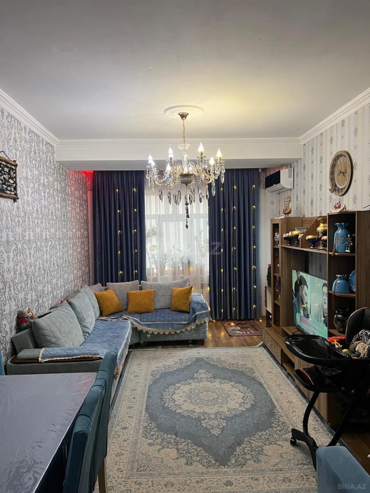 Satılır 2 otaqlı mənzil 63 m²