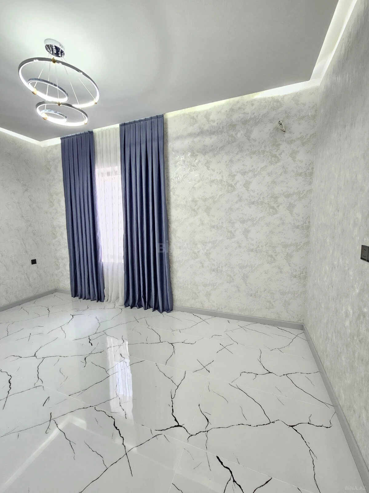 Satılır 4 otaqlı həyət evi 130 m²